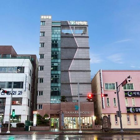 Sahara Hotel Csedzsu Kültér fotó