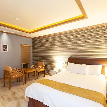 Sahara Hotel Csedzsu Kültér fotó