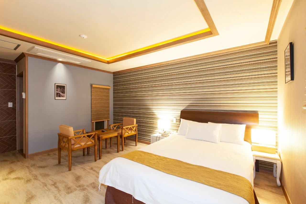 Sahara Hotel Csedzsu Kültér fotó